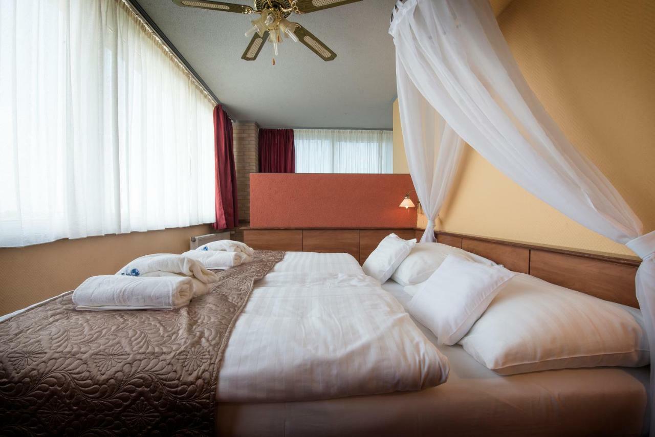 Hotel Therma Dunajska Streda Exterior photo