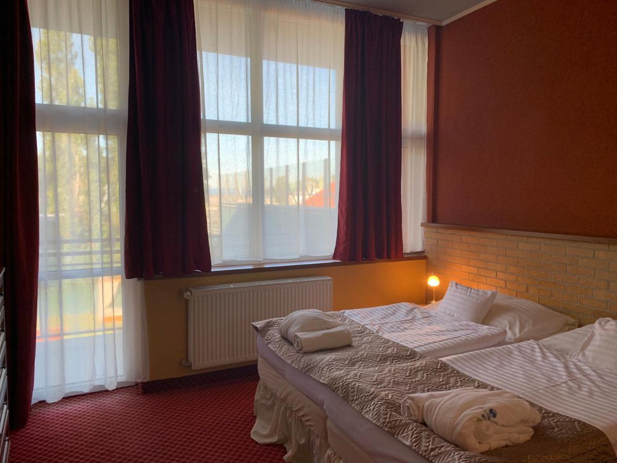 Hotel Therma Dunajska Streda Exterior photo